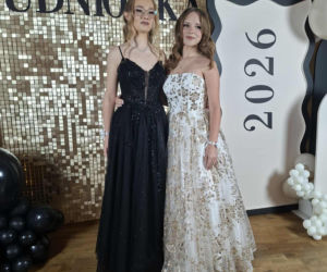 Studniówka 2026 maturzystów II LO w Starachowicach