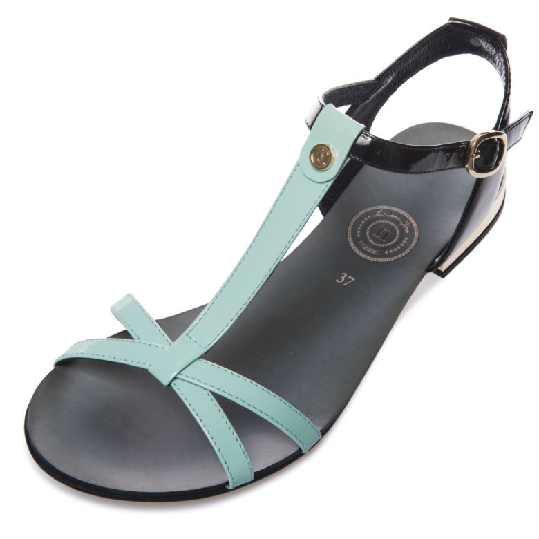 Buty w ciąży: letnie sandałki