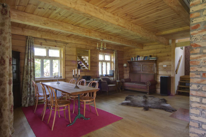 Drewniany dom na Podlasiu