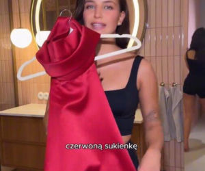 Julia Wieniawa dała się ponieść. Aż trzy stylówki na walentynki?