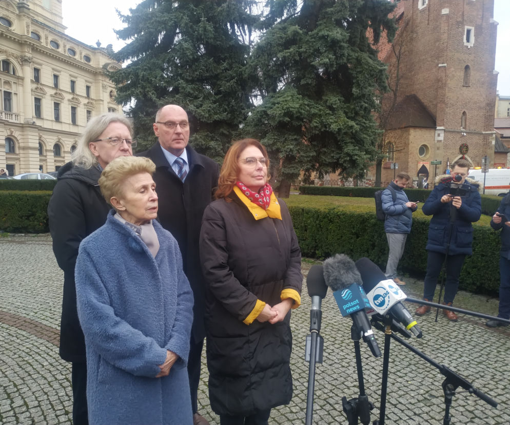 Politycy PO krytykują Piotra Glińskiego za decyzję ws. Teatru Słowackiego