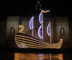 Świąteczna iluminacja na Wałach Chrobrego