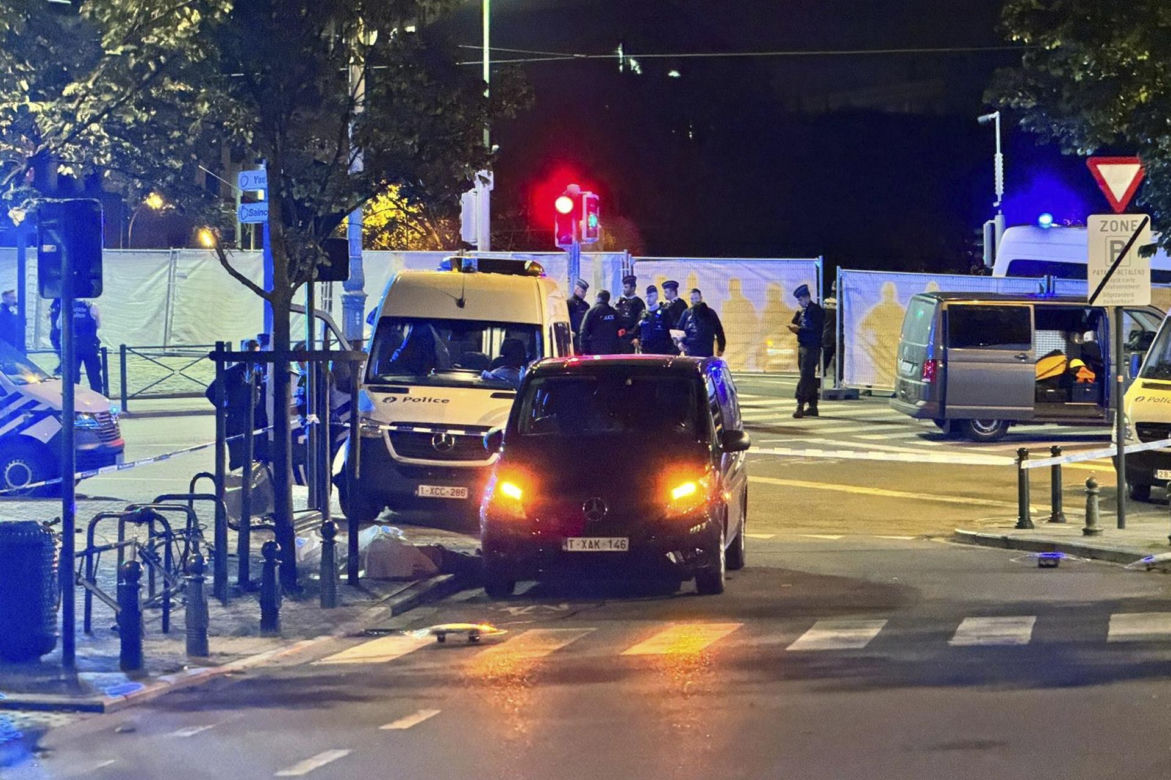 Mordował turystów w Belgii, krzycząc "Allah Akbar"! Nadal jest na wolności