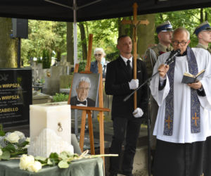 Pogrzeb Witolda Sadowego. Złożenie do grobu