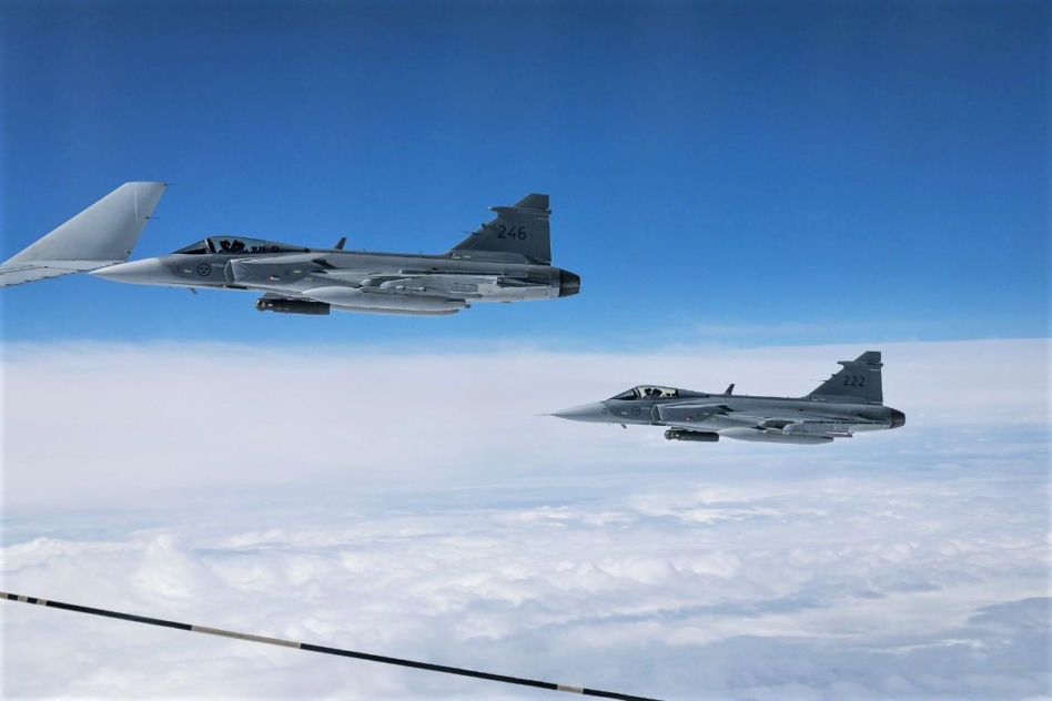 Para szwedzkich Gripenów
