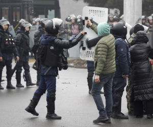Rzeź w Kazachstanie! Bunt przeciw drożyźnie. Kostnice pełne demonstrantów