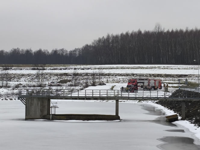 Symulacja akcji ratunkowej na zbiorniku Korzeń w Skrzyszowie