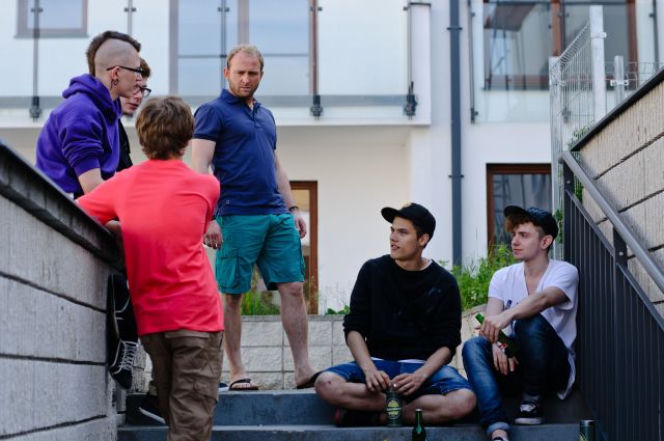 Przepis na życie 5 sezon odcinek 57 (odc. 5). Jerzy Knappe (Borys Szyc), Janek (Jan Cięciara)