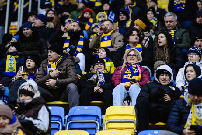 Arka Gdynia - Raków Częstochowa, zdjęcia kibiców i piłkarzy z meczu 17. kolejki PKO BP Ekstraklasy