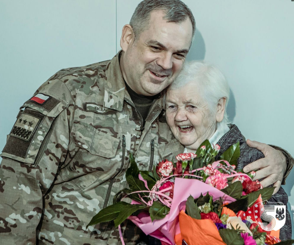 Podlaskie: Medal dla pani Danuty. Żołnierze zawsze mogli liczyć na jej dobre słowo i poczęstunek