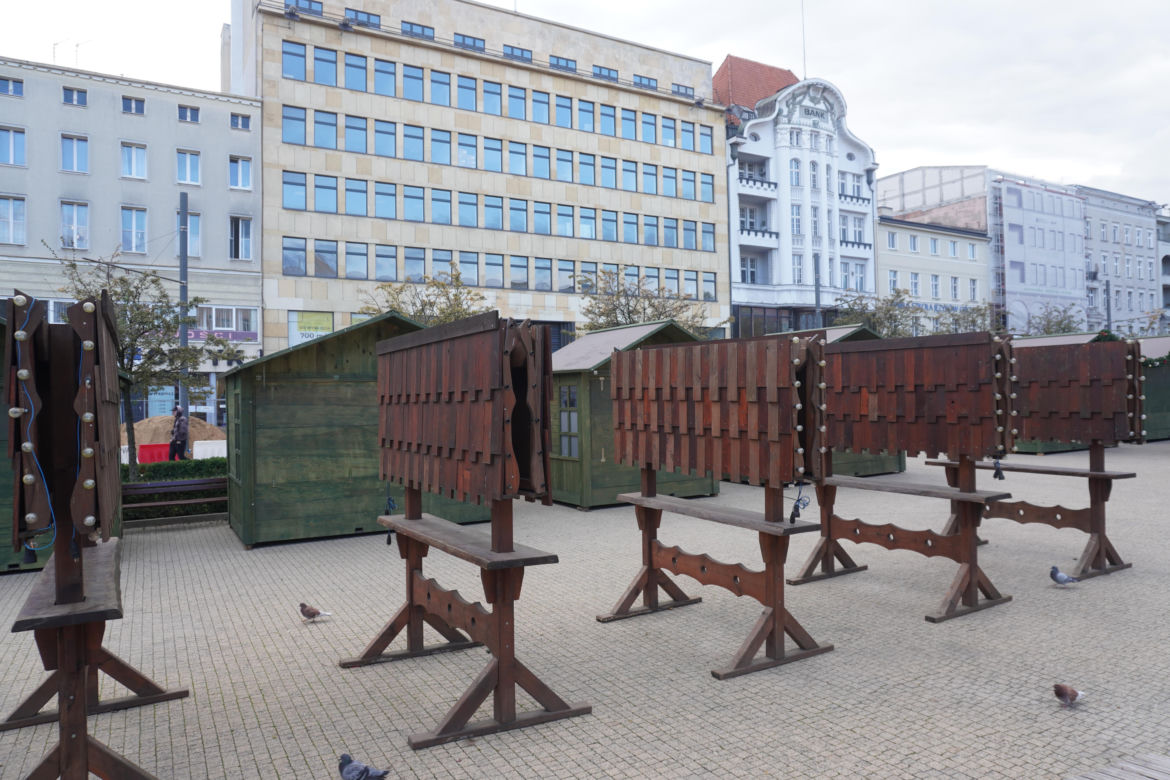 W Poznaniu trwają przygotowania do jarmarków świątecznych 2023