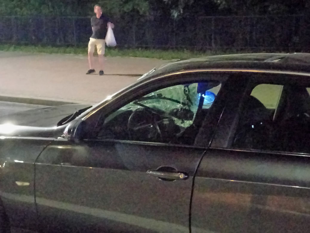 Koszmarny wypadek w Krakowie. Wbiegł wprost pod BMW, zginął na miejscu