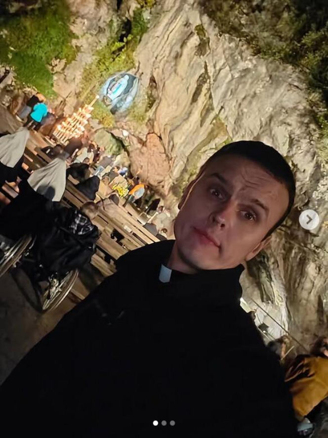 TVN przesadził? Ksiądz w programie o zdradzie i manipulacji