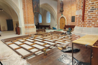 Ostatnie przygotowania w opolskiej katedrze