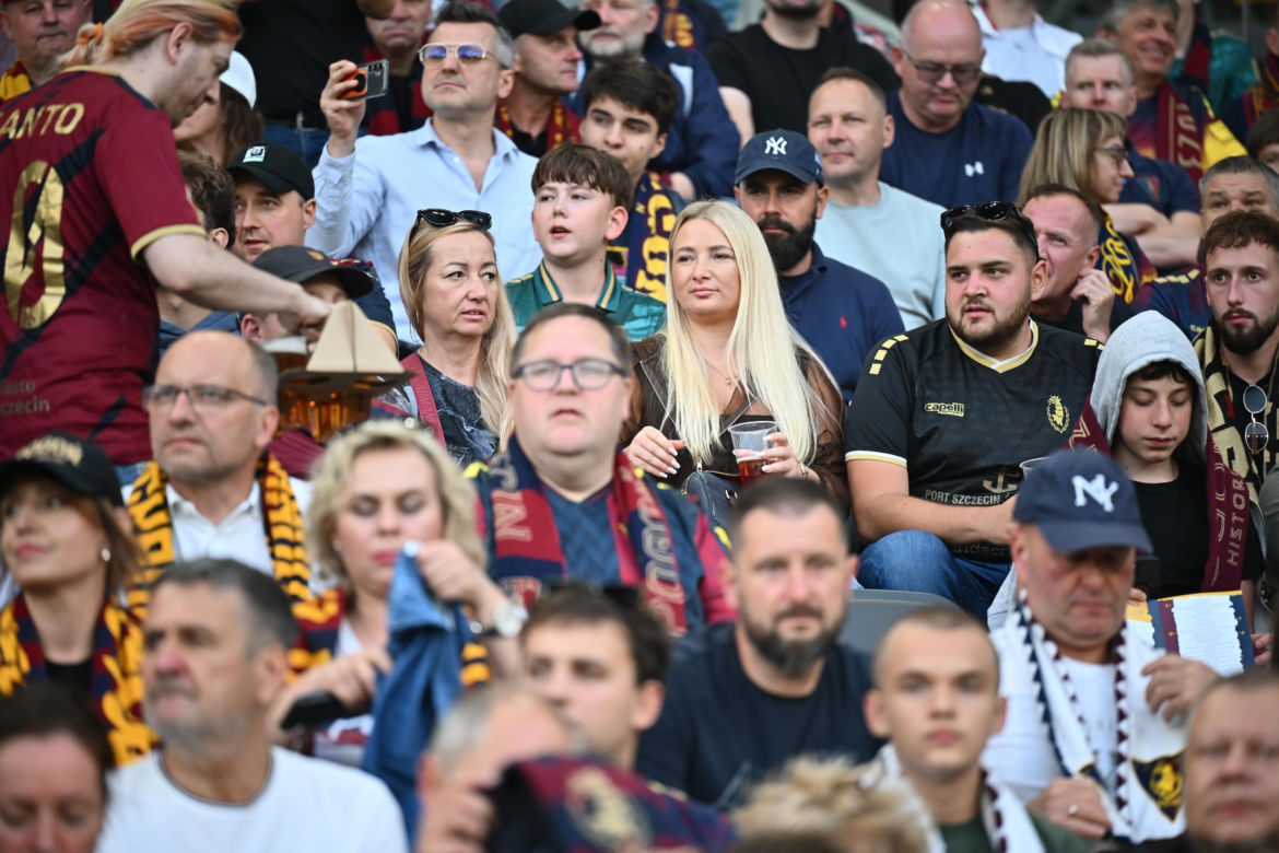 Komplet widzów przywitał nowy sezon w Szczecinie! Poszukaj się na zdjęciach z meczu Pogoń - Legia