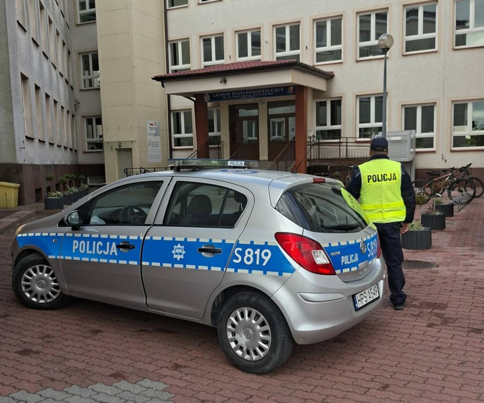 Ponad 1100 policjantów przy świętokrzyskich szkołach