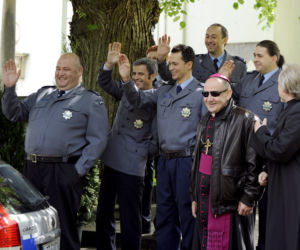 Ojciec Mateusz