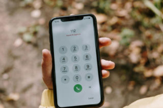 Dzwonił 41 razy na numer alarmowy i był wulgarny! Mieszkaniec Wejherowa słono za to zapłaci