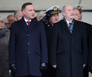 PREZYDENT CHCE WYRZUCENIA MACIEREWICZA