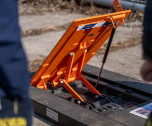 Służby uczą się nowych zapór antyterrorystycznych na Trakcie Królewskim