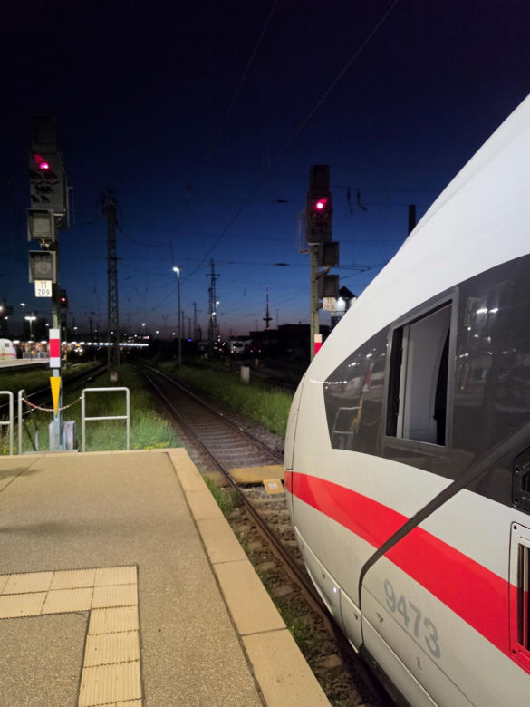 Niemcy/ Prezes Deutsche Bahn: ruch kolejowy stopniowo wraca do normy (opis) Awaria systemu łączności radiowej GSM-R wymusiła zatrzymanie wszystkich pociągów w całym kraju na czas ok. dwóch godzin