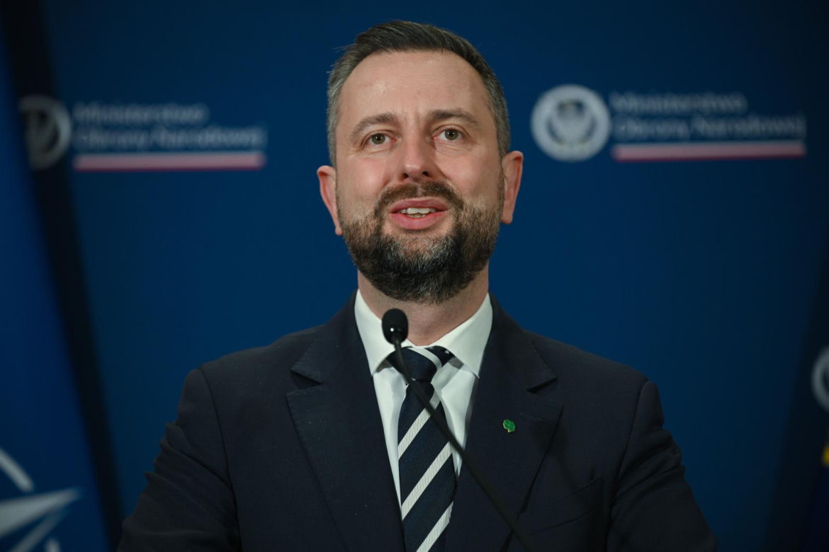 Szef MON Władysław Kosiniak-Kamysz podczas konferencji "Szpejowisko 2.0" w siedzibie Dowództwa Wojsk Obrony Terytorialnej w Zegrzu