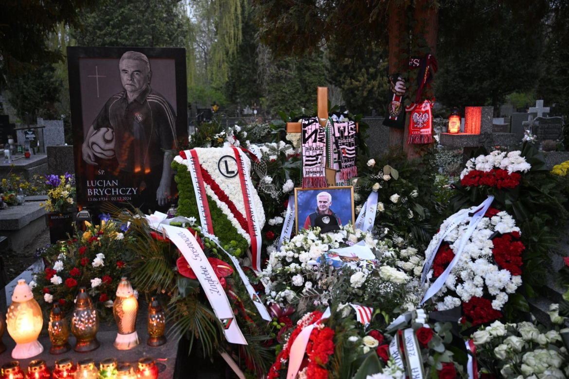 Tak wygląda grób Jacka Magiery po pogrzebie