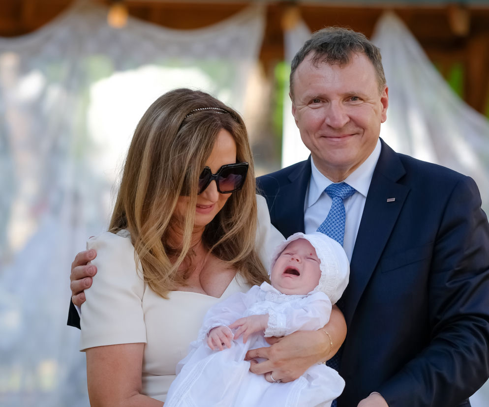 Pierwsze słowa Anny Klary Teodory: Tata, tata