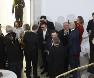 Połamali się opłatkiem w Sejmie