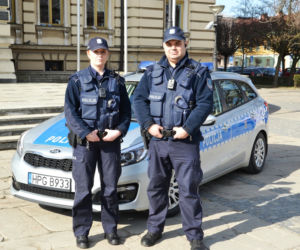 Małopolska: Tego jeszcze nie było. Policjanci dostali kamerki na mundury