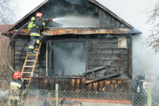 Mińsk Mazowiecki. Zatruł się czadem, gdy ratował Mruczka