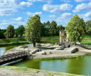 Zamek w Ćmielowie: Rockowa Twierdza Anny Zarębskiej. „To był projekt mega ekstrawagancki!”