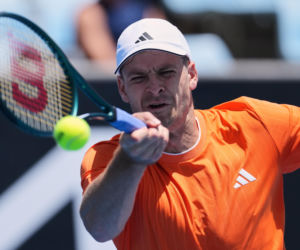 Hubert Hurkacz odpadł z Australian Open! Porażka z Ethanem Quinnem, ogromne rozczarowanie