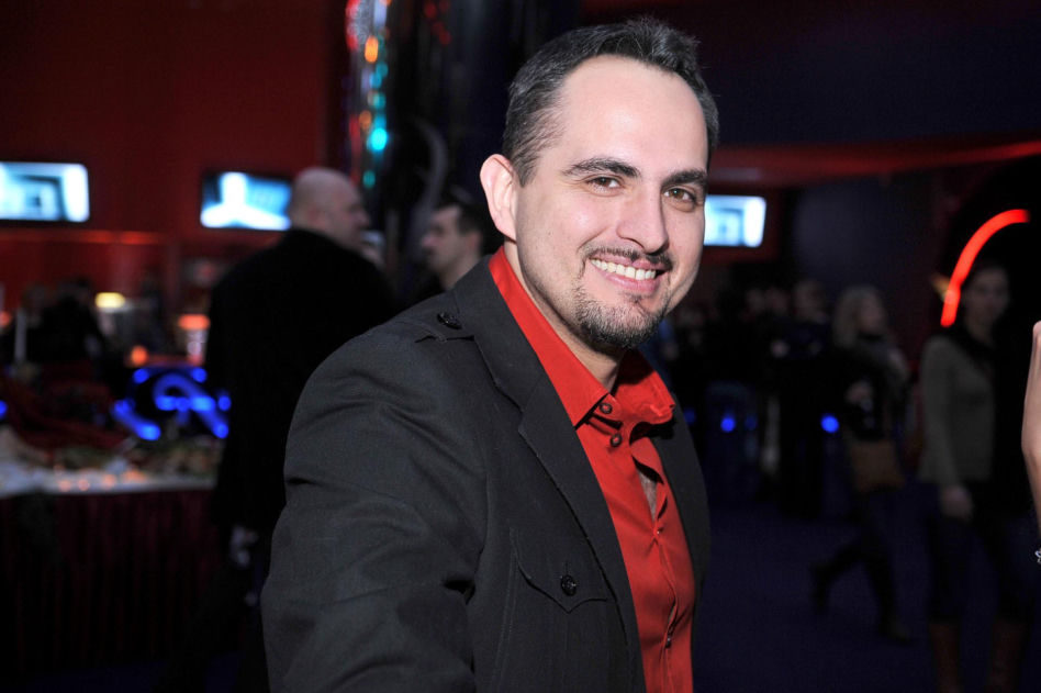 Agustin Egurrola kiedyś i dziś. Tak przez lata zmieniał się juror programu "Mam talent!"