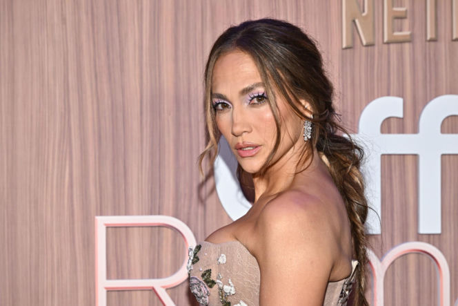 J. Lo w Polsce za trzy lata mogłaby być emerytką. Pokazała się w białym bikini