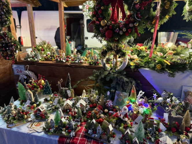 Świąteczny Jarmark w centrum Starachowic. Zobacz zdjęcia!