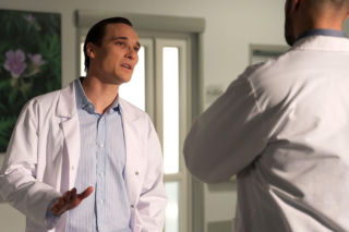 M jak miłość odc. 1929. Olek (Maurycy Popiel), Aleksander Sowiński (Mikołaj Krawczyk)