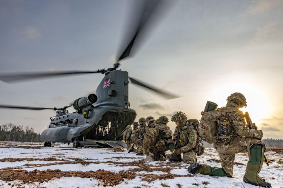 Brytyjski śmigłowiec CH-47 Chinook