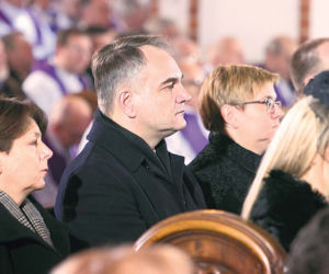 Przepraszam wszystkich braci i siostry