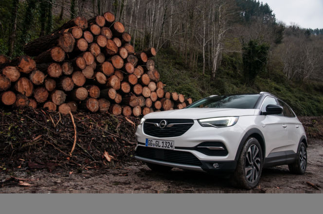 Opel Grandland X Ultimate 2.0 Diesel 177 KM
