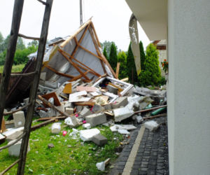 Przez gminę Wilków przeszła potężna nawałnica. Kilkadziesiąt budynków jest zniszczonych