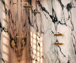 Różowa łazienka od Omnires