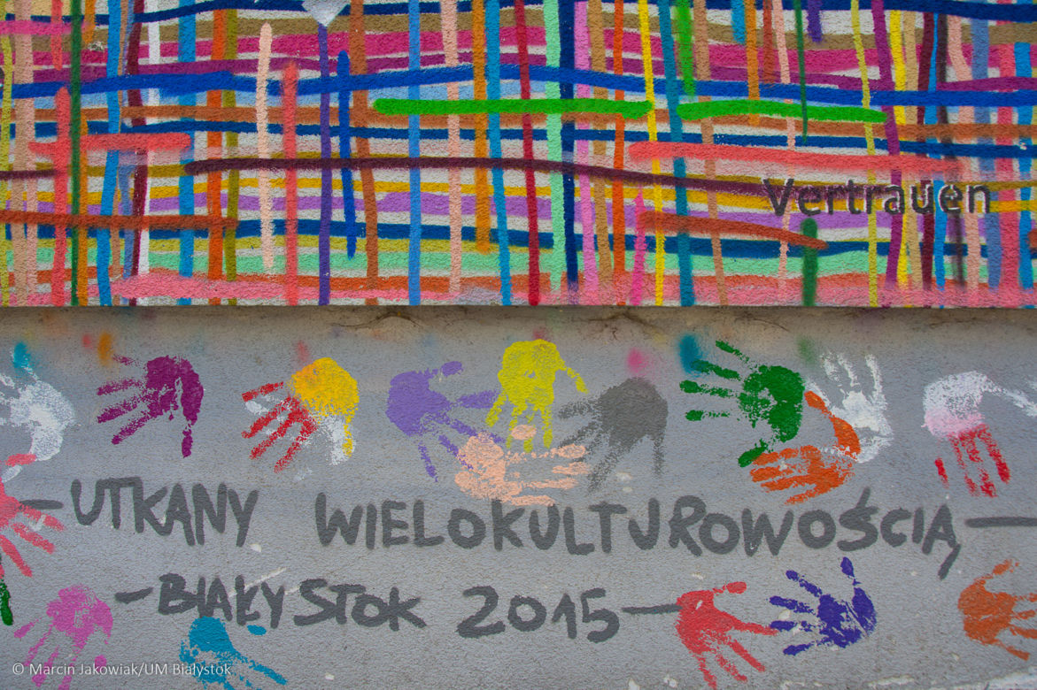 Mural "Utkany wielokulturowością" znowu odnowiony