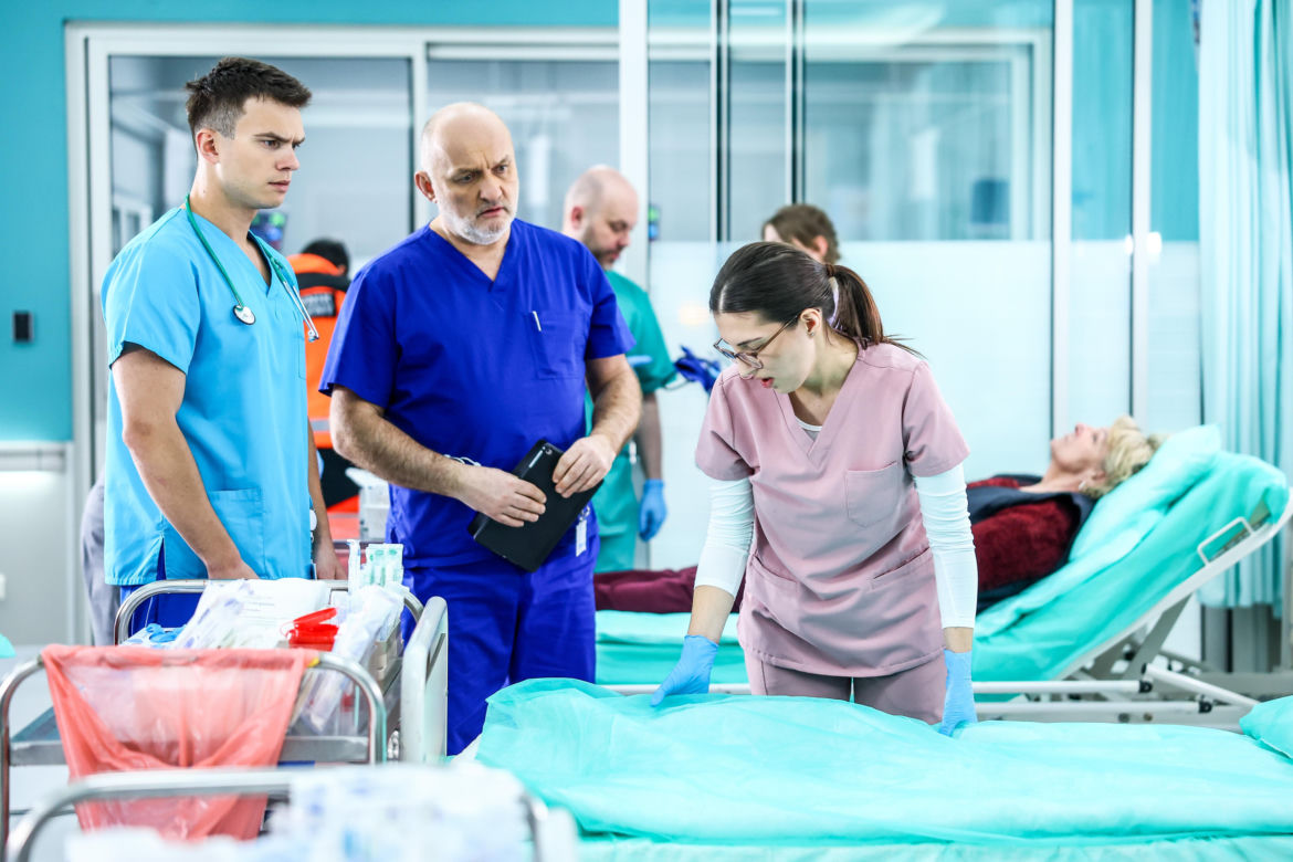 Szpital św. Anny, odcinek 106: Marta otrzymuje propozycję nowego kontraktu, którego warunki doprowadzą ją do ostrej konfrontacji ze Streckerem