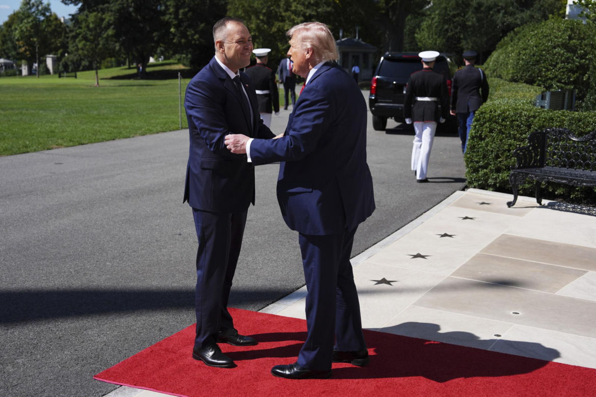 Trump powitał Nawrockiego przed Białym Domem