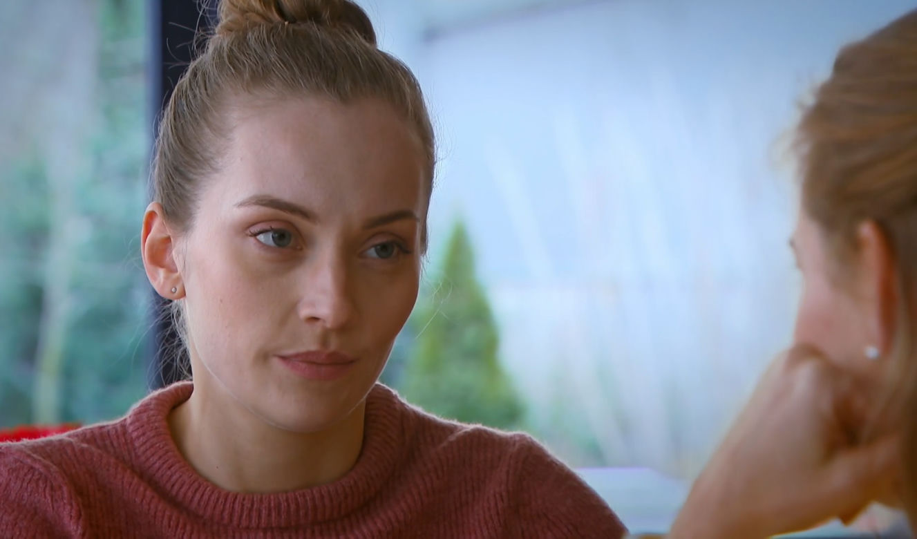 Barwy szczęścia, odc. 2676: Dominika (Karolina Chapko), Renata (Ania Mrozowska)