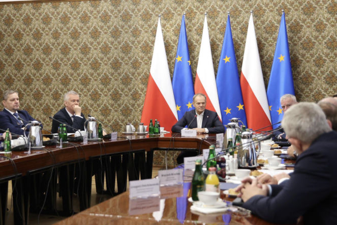 Pilne spotkanie Donalda Tuska! Chodzi o cyberataki na infrastrukturę energetyczną