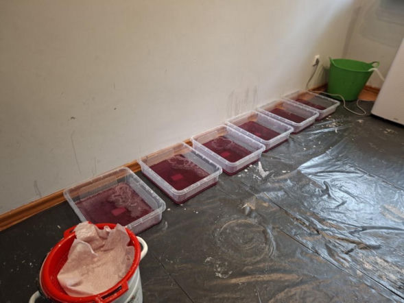 Policjanci zlikwidowali laboratorium mefedronu. Zatrzymany był poszukiwany przez Interpol