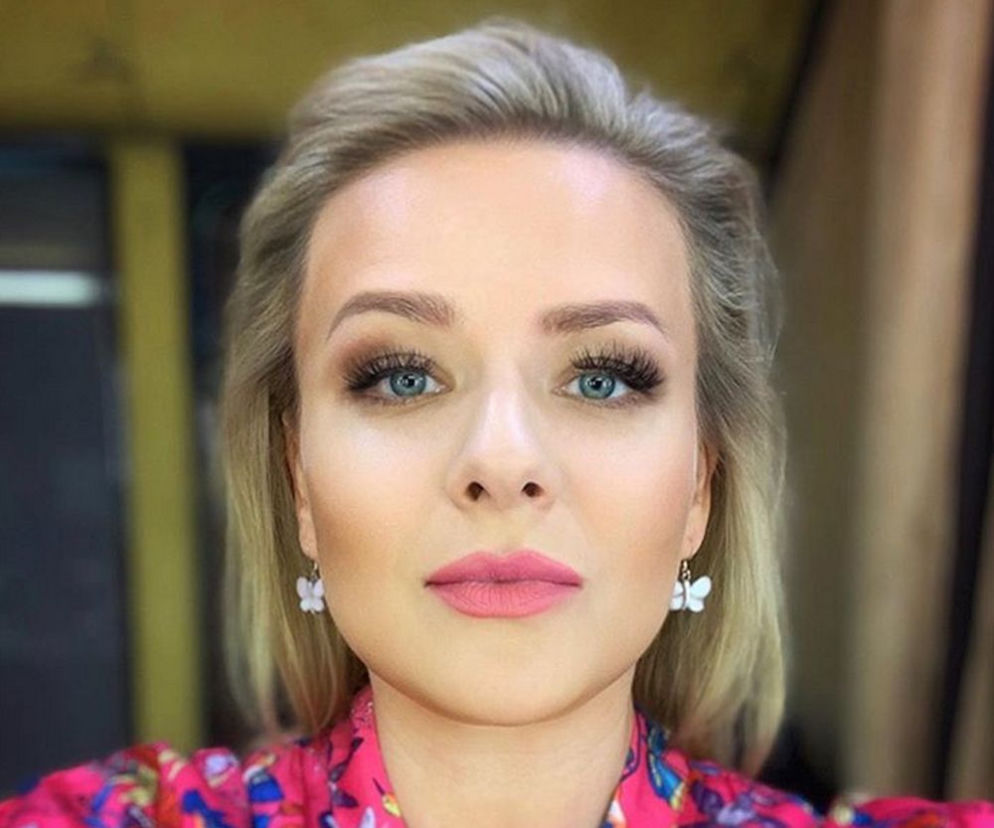 Pierwsza miłość. Aneta Zając jako Dominika, sobotwór Marysi