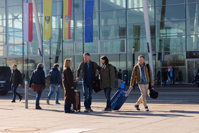 Pierwsza miłość, odcinek 4195: Mija kilkanaście lat i nagle wszystko wychodzi na jaw. Marysia (Aneta Zając) staje twarzą w twarz z Pawłem (Mateusz Kościukiewicz)